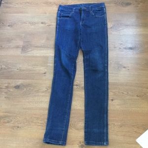 High waisted jeans